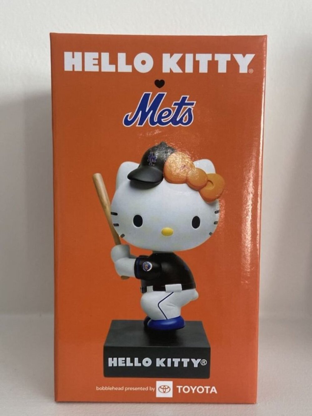 NIB Hello Kitty Bobblehead NY Mets Citifield Giveaway 6/13/26 New